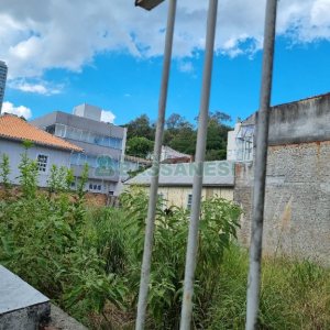 Terreno com 257m², no bairro Centro em Caxias do Sul para Alugar ou Comprar