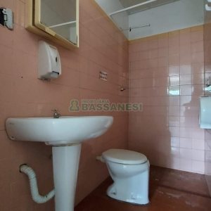 Casa Comercial com 350m², 1 vaga, no bairro Lourdes em Caxias do Sul para Alugar