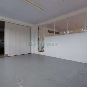 Casa Comercial com 350m², 1 vaga, no bairro Lourdes em Caxias do Sul para Alugar