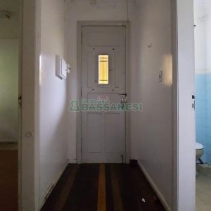 Casa Comercial com 350m², 1 vaga, no bairro Lourdes em Caxias do Sul para Alugar