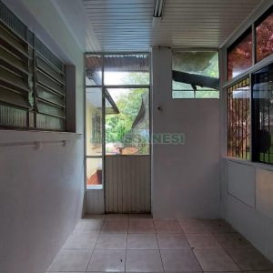 Casa Comercial com 350m², 1 vaga, no bairro Lourdes em Caxias do Sul para Alugar