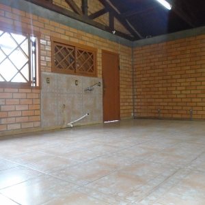 Casa, 3 dormitórios, 1 vaga, no bairro Colina Sorriso em Caxias do Sul para Comprar