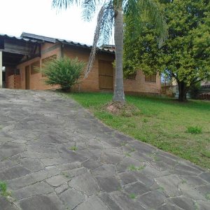 Casa, 3 dormitórios, 1 vaga, no bairro Colina Sorriso em Caxias do Sul para Comprar