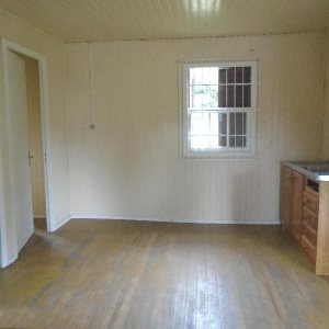 Casa com 250m², 3 dormitórios, 1 vaga, no bairro Pioneiro em Caxias do Sul para Comprar