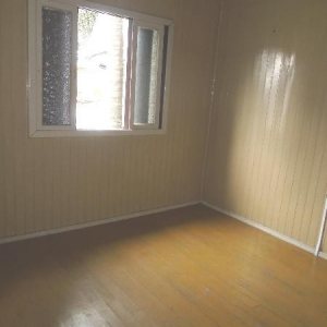 Casa com 250m², 3 dormitórios, 1 vaga, no bairro Pioneiro em Caxias do Sul para Comprar