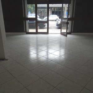 Loja com 95m², no bairro Centro em Caxias do Sul para Alugar