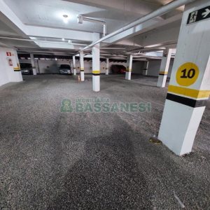 Apartamento com 50m², 2 dormitórios, 1 vaga, no bairro Treviso em Caxias do Sul para Comprar