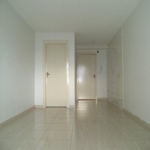 Kitinete com 25m², 1 dormitório, no bairro Sagrada Família em Caxias do Sul para Alugar