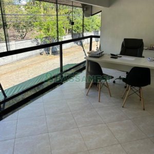 Pavilhão com 572m², no bairro Marechal Floriano em Caxias do Sul para Comprar