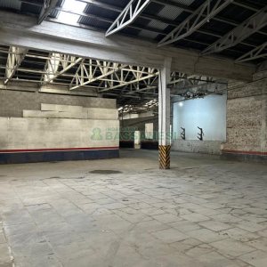 Pavilhão com 1970m², no bairro Centro em Caxias do Sul para Alugar