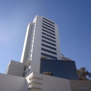 Sala com 52m², 1 vaga, no bairro Panazzolo em Caxias do Sul para Comprar