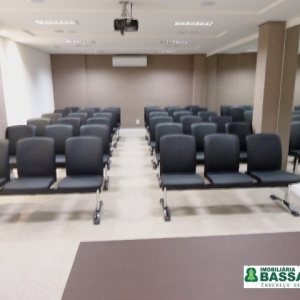 Sala com 52m², 1 vaga, no bairro Panazzolo em Caxias do Sul para Comprar