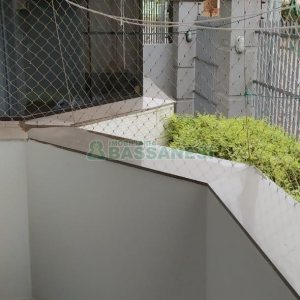 Kitinete Mobiliado com 32m², 1 dormitório, no bairro Presidente Vargas em Caxias do Sul para Comprar