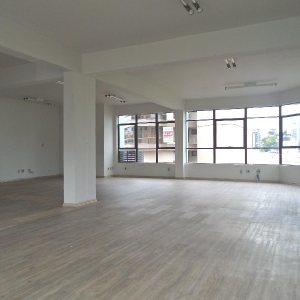Sala com 118m², 1 vaga, no bairro Centro em Caxias do Sul para Comprar