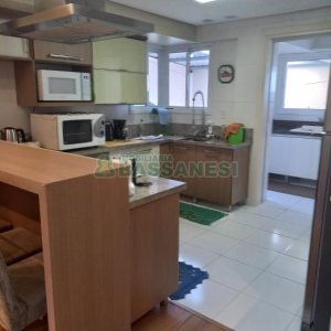 Apartamento com 142m², 3 dormitórios, 2 vagas, no bairro Sagrada Família em Caxias do Sul para Comprar