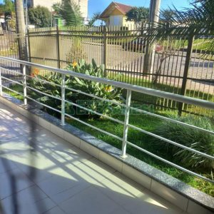 Apartamento com 142m², 3 dormitórios, 2 vagas, no bairro Sagrada Família em Caxias do Sul para Comprar