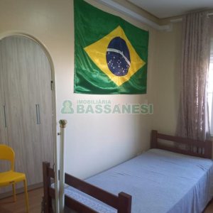 Apartamento com 142m², 3 dormitórios, 2 vagas, no bairro Sagrada Família em Caxias do Sul para Comprar