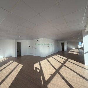 Sala com 191m², 1 vaga, no bairro Pio X em Caxias do Sul para Alugar