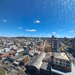 Sala com 77m², 1 vaga, no bairro Pio X em Caxias do Sul para Alugar