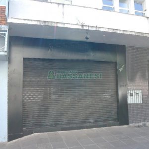 Loja com 342m², no bairro São Pelegrino em Caxias do Sul para Alugar