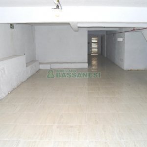 Loja com 342m², no bairro São Pelegrino em Caxias do Sul para Alugar