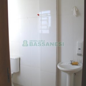 Loja com 342m², no bairro São Pelegrino em Caxias do Sul para Alugar