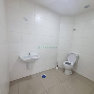 Loja com 250m², no bairro Centro em Caxias do Sul para Alugar