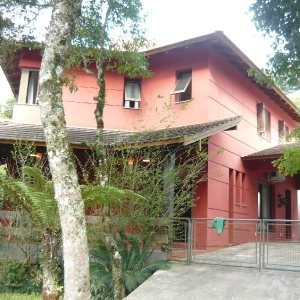 Chácara com 320m², 3 dormitórios, 4 vagas, no bairro Pedancino em Caxias do Sul para Comprar