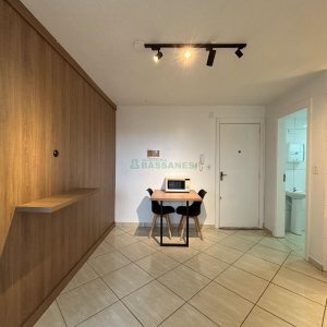 Kitinete com 42m², 1 dormitório, 1 vaga, no bairro Sagrada Família em Caxias do Sul para Alugar