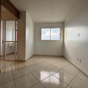 Kitinete com 42m², 1 dormitório, 1 vaga, no bairro Sagrada Família em Caxias do Sul para Alugar