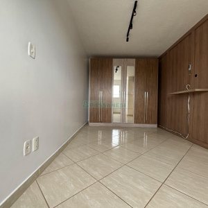 Kitinete com 42m², 1 dormitório, 1 vaga, no bairro Sagrada Família em Caxias do Sul para Alugar