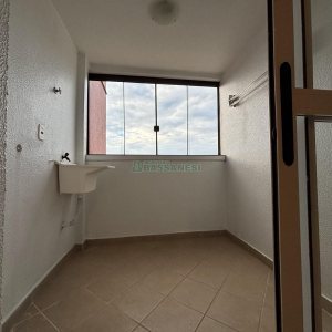 Kitinete com 42m², 1 dormitório, 1 vaga, no bairro Sagrada Família em Caxias do Sul para Alugar