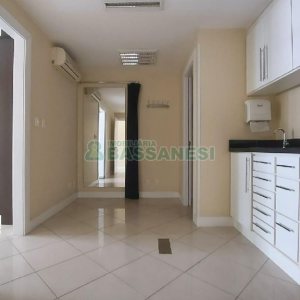 Sala com 91m², no bairro Centro em Caxias do Sul para Comprar