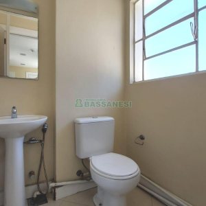 Sala com 91m², no bairro Centro em Caxias do Sul para Comprar