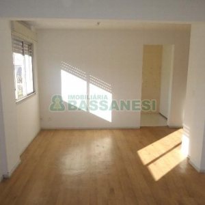 Apartamento, 1 dormitório, no bairro Lourdes em Caxias do Sul para Alugar