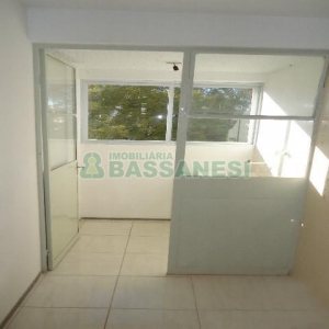 Apartamento, 1 dormitório, no bairro Lourdes em Caxias do Sul para Alugar