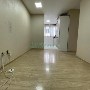 Apartamento com 56m², 2 dormitórios, 1 vaga, no bairro Nossa Senhora das Graças em Caxias do Sul para Comprar