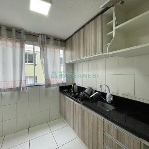 Apartamento com 56m², 2 dormitórios, 1 vaga, no bairro Nossa Senhora das Graças em Caxias do Sul para Comprar