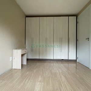 Apartamento com 56m², 2 dormitórios, 1 vaga, no bairro Nossa Senhora das Graças em Caxias do Sul para Comprar