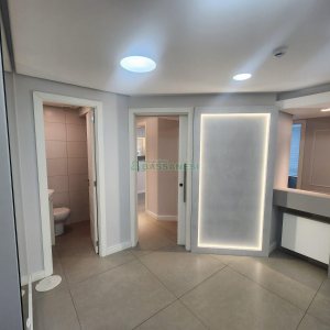 Sala com 80m², 1 vaga, no bairro São Pelegrino em Caxias do Sul para Alugar