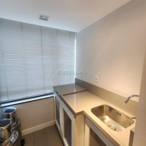 Sala com 80m², 1 vaga, no bairro São Pelegrino em Caxias do Sul para Alugar