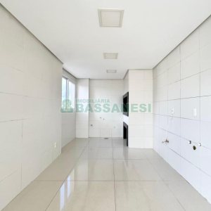 Apartamento com 203m², 2 dormitórios, 2 vagas, no bairro Panazzolo em Caxias do Sul para Alugar