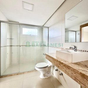 Apartamento com 203m², 2 dormitórios, 2 vagas, no bairro Panazzolo em Caxias do Sul para Alugar