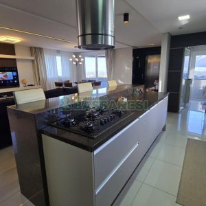 Apartamento com 193m², 3 dormitórios, 3 vagas, no bairro Panazzolo em Caxias do Sul para Comprar