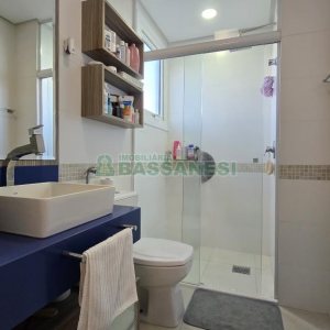 Apartamento com 193m², 3 dormitórios, 3 vagas, no bairro Panazzolo em Caxias do Sul para Comprar