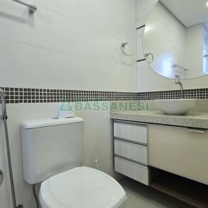 Apartamento com 193m², 3 dormitórios, 3 vagas, no bairro Panazzolo em Caxias do Sul para Comprar