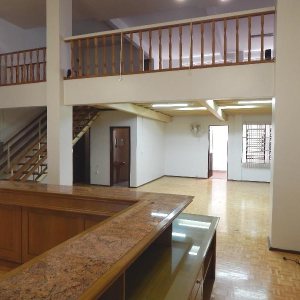 Loja com 227m², 1 vaga, no bairro Centro em Caxias do Sul para Alugar