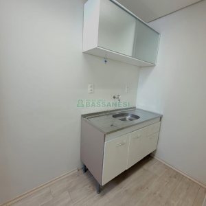 Sala com 42m², no bairro Lourdes em Caxias do Sul para Comprar