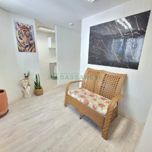 Sala com 42m², no bairro Lourdes em Caxias do Sul para Comprar