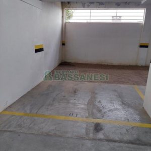 Apartamento com 67m², 2 dormitórios, 1 vaga, no bairro Vinhedos em Caxias do Sul para Comprar